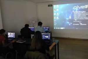 Andrés Uzcátegui Creación de Contenido