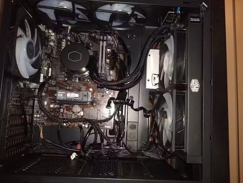 Deluxe Pc: Reparacion de pc &ndash; notebook &ndash; celulares &ndash; consolas de video. Desbloqueos y venta de repuestos e equipos usados