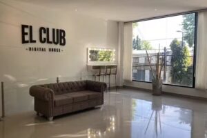 El Club Digital House &ndash; Estudio Fotografico