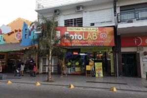 Fotolab Lan&uacute;s