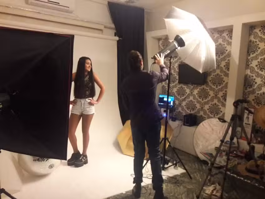 Gui.bas , Fotograf&iacute;a profesional,carteler&iacute;a .