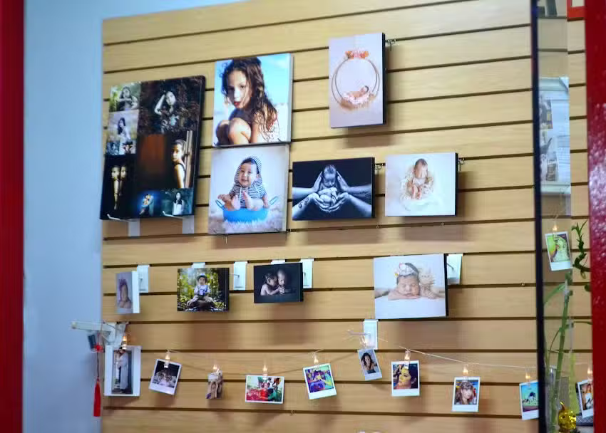 Linstudio Fotograf&iacute;a. Fotos carnet &ndash; Impresion de fotos en el acto.