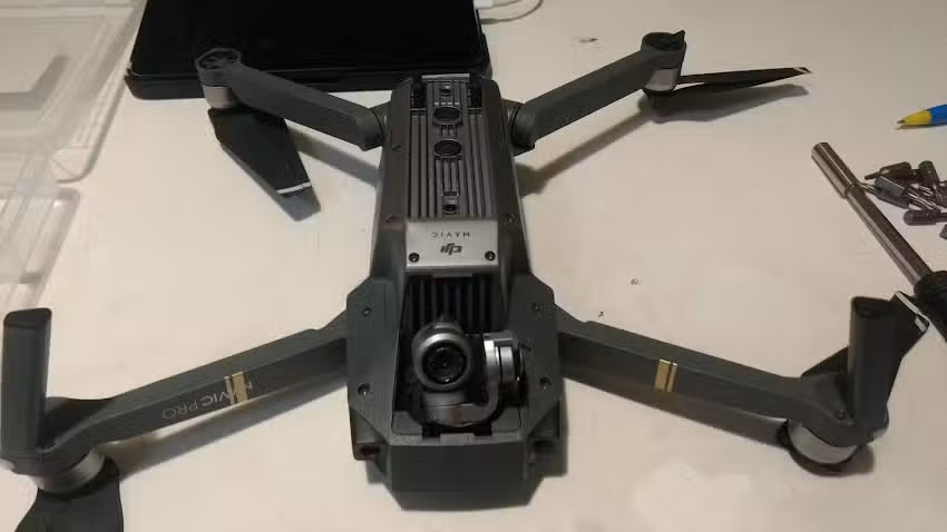 Mauricio Cruz Drones