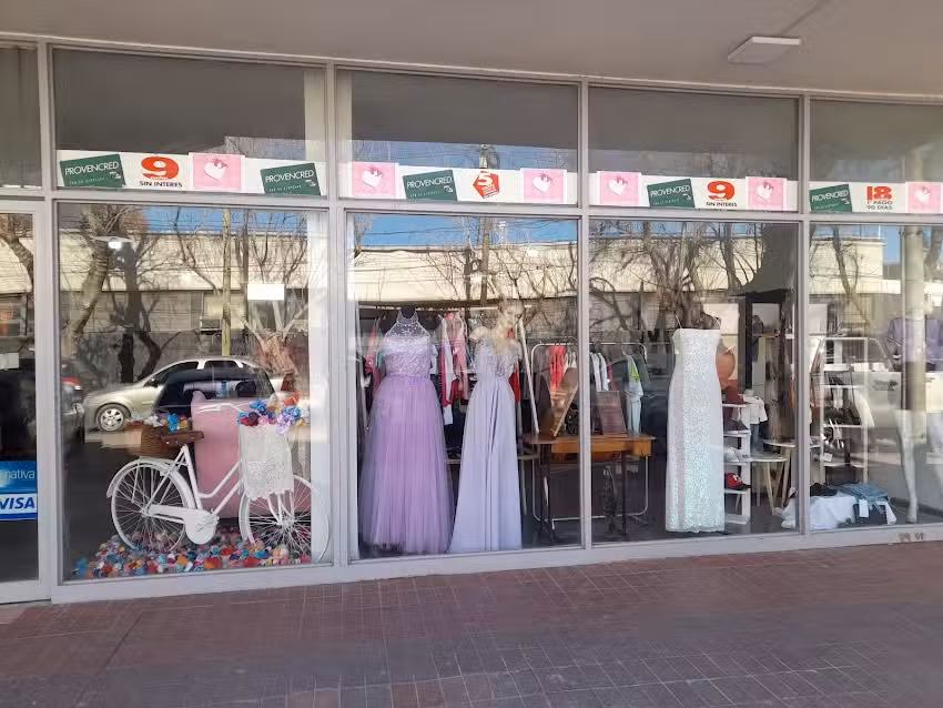 Reina Madre Vestidos & Fotograf&iacute;a