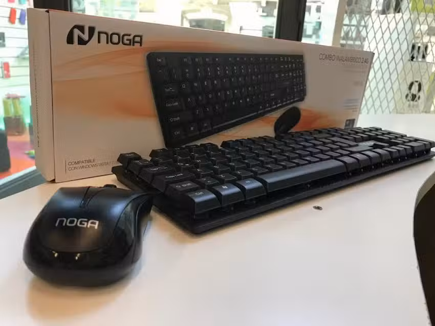 Revel Color &ndash; Laboratorio Digital